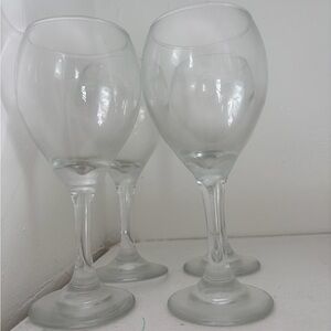 Clear Stemmed Wine Glasses - Set of 4